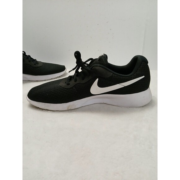 Nike Tanjun Black White Size 12 Women Running Shoes 812655-011 Sneakers Athletic - Picture 3 of 10